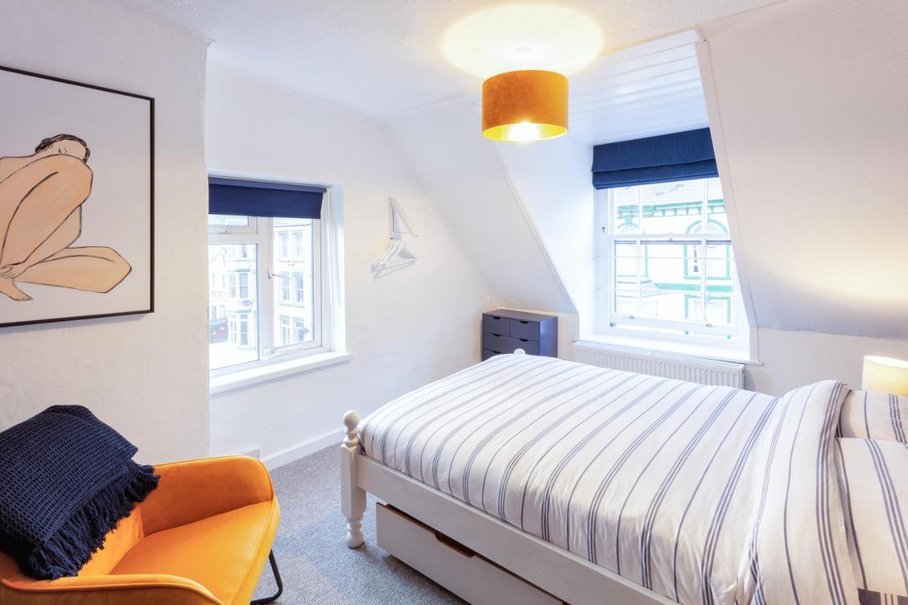 Ocean Backpackers Self-Catering Hostel Ilfracombe Dış mekan fotoğraf