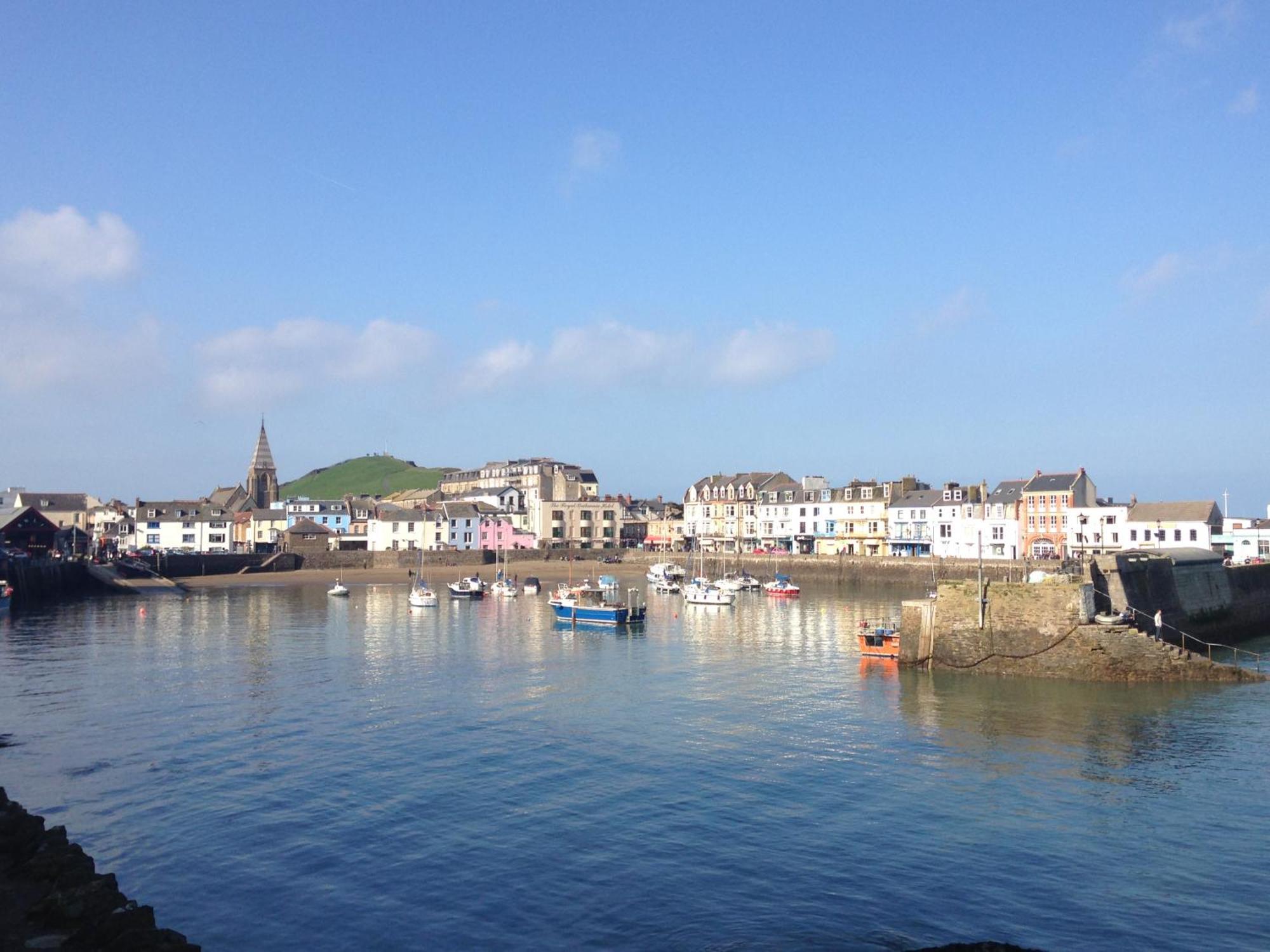 Ocean Backpackers Self-Catering Hostel Ilfracombe Dış mekan fotoğraf