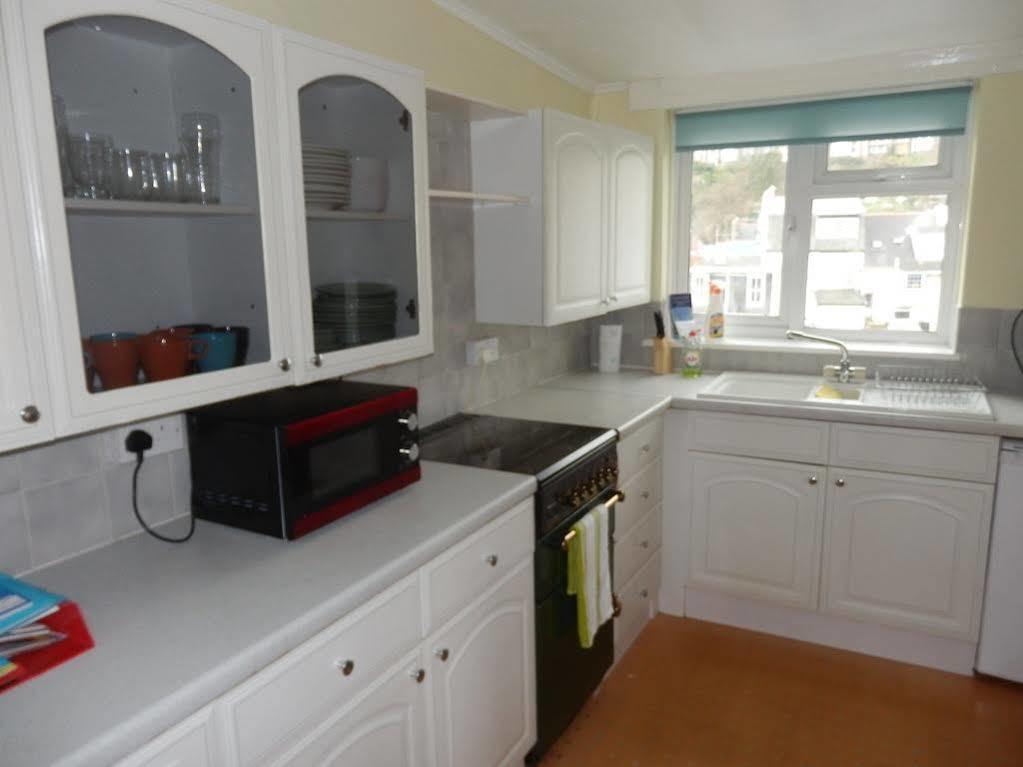 Ocean Backpackers Self-Catering Hostel Ilfracombe Dış mekan fotoğraf